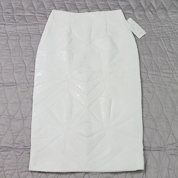New Tobi White Sequin Skirt Size Medium - Picture 1 of 5